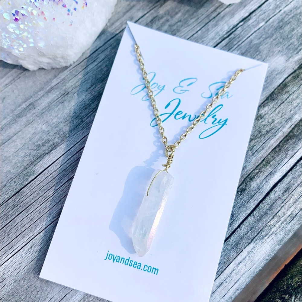 White Aura Quartz Gold Crystal Necklace - Picture 5 of 5